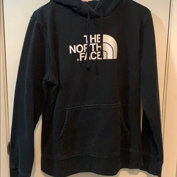 The North Face Tops - 🖤North Face Sweatshirt🖤